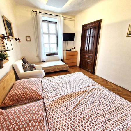 Várkerület Apartman Sopron Exterior foto